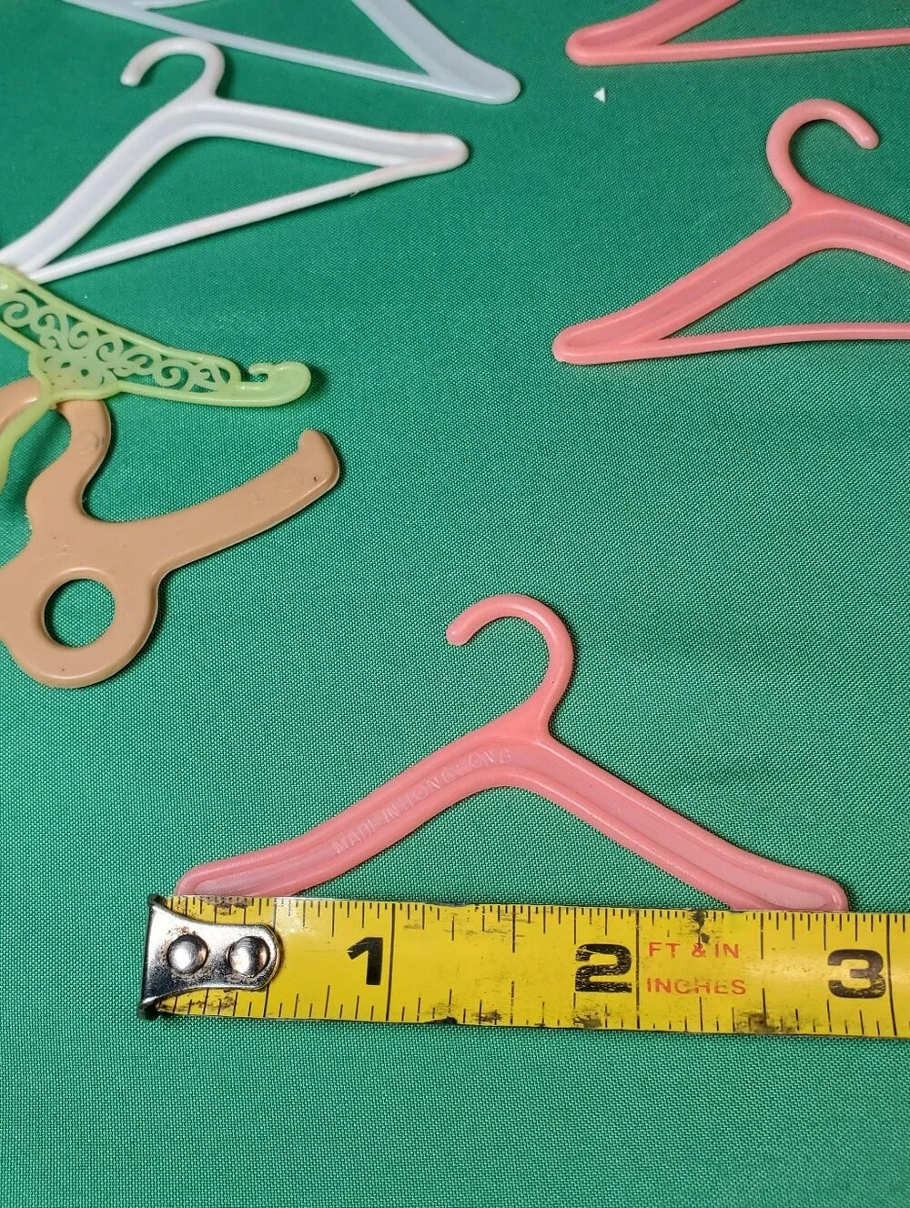 DOLL HANGER BONANZA! Lot of 15 Vintage Miniature Plastic Hangers